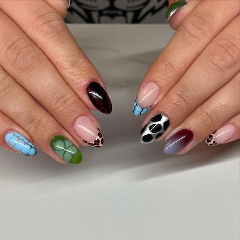 I don’t have a pic of the thumbs sorry😵‍💫 - - #nailtech #nails #geloverlay #promnails #nailtech #nails #nailart #summernails #fallnails #nailart #summer #brightnails #cutenails #summernailinspo #nailinspo #utahnails #nailideas #woodscross #bountiful #smallbuisness #halloweennails #handpainted #bountifulnailsalon #woodscrossnailsalon #woodscrosssalon #bows #thanksgivingnails #christmasnails #holidaynails Unusual Nail Designs, Nailart Summer, Nail Aesthetic, Classy Acrylic, Nail Appointment, Gel Overlay, Classy Acrylic Nails, Pretty Gel Nails, Bright Nails