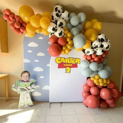 2 Infinity And Beyond Backdrop, Toy Story Birthday Party Ideas Backdrop, Two Infinity And Beyond Birthday Balloons, Toy Story Balloon Backdrop, Toy Story Birthday Party Backdrop, Toy Story Birthday Balloon Arch, Buzz And Woody Party, Two Infinity And Beyond Birthday Backdrop, Diy Toy Story Backdrop