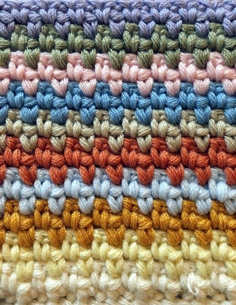 Knit Linen Stitch, Linen Stitch Crochet, Striped Crochet Blanket, Blanket Craft, Crochet Stitches For Blankets, Crochet Knit Stitches, Linen Stitch, Manta Crochet, Moss Stitch