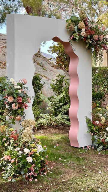 Floral Backdrop Arch, Arch Event Design, Entry Arch Designs Event, Wedding Ceremony Stage, Event Arch, Ground Floral Installation, Event Entrance Arch Design, Arch Structure, Event Entrance Arch