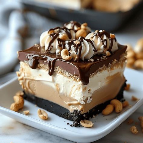 Cheesecake Brownie Bars Recipes, No Bake Buckeye Cheesecake, No Bake Buckeye Cheesecake Bars, Buckeye Cheesecake Recipe, Buckeye Cheesecake Bars, Buckeye Cheesecake, Cheesecake No Bake, Cheesecake Bar Recipes, Chocolate Graham Crackers