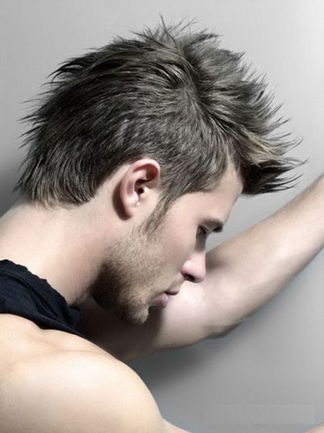 The faux hawk hairstyle is simple, stylish and yet still a little wild. Check it out to find everything you need to know about it. [Faux Hawk Gallery] Faux Hawk Men, Fohawk Haircut, Mohawk For Men, Mohawk Hairstyles Men, Faux Hawk Hairstyles, Spiky Hair, Mohawk Hairstyles, Cool Hairstyles For Men, Corte De Cabelo Masculino