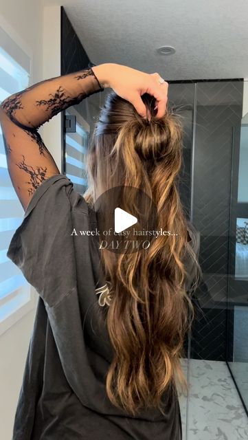 Double Ponytail Hairstyles, Two Ponytails, Double Ponytail, Quick Hair, Simple Hairstyles, Double Knot, Fun Hair, Easy Hairstyles For Long Hair, Quick Hairstyles