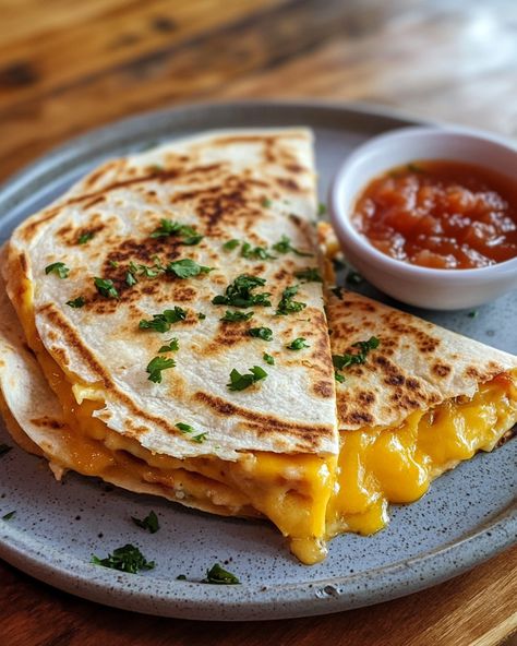 This breakfast quesadilla is a hit every morning! Everyone loves digging into this cheesy delight.   Ingredients: - 2 flour tortillas - 1 cup shredded cheese (like cheddar or Monterey Jack) - Salsa  For the rest of the ingredients and details, Link in first comment [👇] [👇]  This is the perfect way to start your day. Enjoy your cheesy morning surprise!   #BreakfastQuesadilla #CheesyDelight #MorningFuel #QuickBreakfast #TastyEats Quesadilla Pictures, Quesadilla Aesthetic, Cheesy Quesadilla, Budget Dinner, Breakfast Quesadilla, Bacon Sausage, Cheese Quesadilla, Dinner On A Budget, Quinoa Salad Recipes