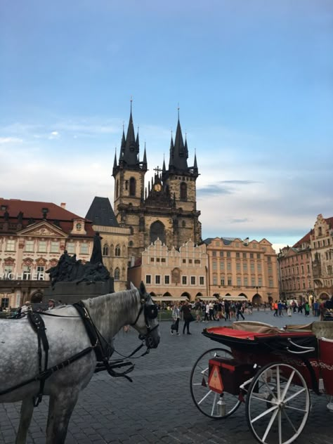 A summer afternoon in Prague- exploring the Old Town Square #prague #aesthetic #europebucketlist #czechrepublic Chez Republic Aesthetic, Prague Old Town Square, Prague Aesthetic Vintage, Summer In Prague, Town Square Aesthetic, Old Europe Aesthetic, Prague Landscape, Czech Republic Aesthetic, Prague Autumn