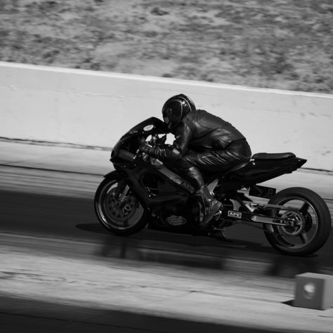 Damon Torrance, Motor Balap, Bike Aesthetic, Motorcycle Aesthetic, Motorcycle Men, Kill Switch, Mens Gear, New Motorcycles, Sport Bikes