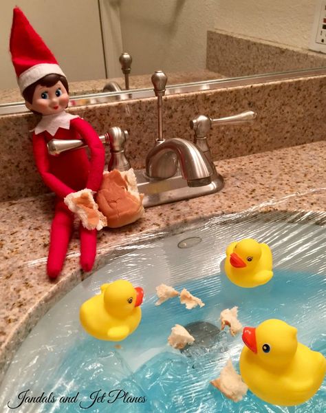 Elf On The Shelf Water Dispenser, Elf On The Shelf Feeding Ducks, Elf On Shelf Bathroom Ideas, Elf Bathroom Ideas, Elf On The Shelf Ideas Bathroom, Elf On The Shelf Sink Ideas, Elf On The Shelf Bathroom Ideas, Funny Elf On The Shelf Pranks, Elf On The Shelf Bathroom