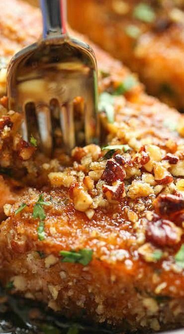 Add a taste of Georgia pecans to your salmon! Try this Pecan Crusted Salmon with Lemon Glaze recipe. #FishRecipes Pecan Salmon, Pecan Crusted Salmon, Lemon Glaze Recipe, Salmon With Lemon, Pecan Crust, Easy Salmon Recipes, Crusted Salmon, Lemon Glaze, Salmon Dishes