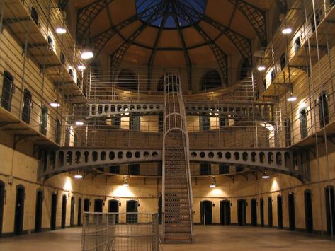 Dublin Bucket List, Castle Hotels In Ireland, Kilmainham Gaol, Best Of Ireland, Ireland History, Visit Dublin, Ireland Travel Guide, Visit Ireland, Irish History