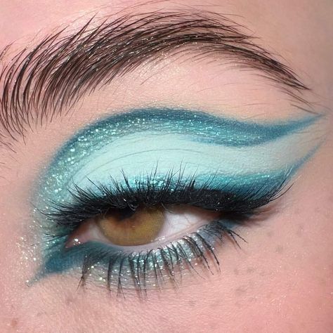 Make Azul, Makeup Kits, Cute Eye Makeup, Rainbow Makeup, Makeup Help, Colourpop Cosmetics, Colorful Eye Makeup, Makeup Eye Looks, Stage Makeup