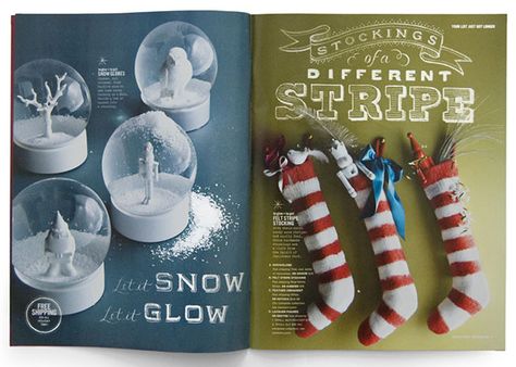 Beautiful Usage of Hand Lettering in Commercial Projects Dana Tanamachi, Chalk Typography, Catalogue Layout, 잡지 레이아웃, Chalk Lettering, Design Editorial, Publication Design, Print Layout, Catalog Design