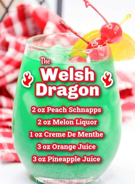 Disney Alcoholic Drinks, Unique Alcoholic Drinks, The Welsh Dragon, Drinks From Around The World, Bartender Drinks Recipes, Best Mixed Drinks, Famous Drinks, Bartender Drinks, Famous Cocktails