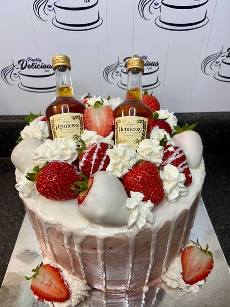 Liquor Cake Design, Alcohol Birthday Cake, Hennessy Cake, Aries Queen, Scorpio Szn, Jordan Year, Liquor Cake, Angel Birthday, 22nd Birthday Cakes