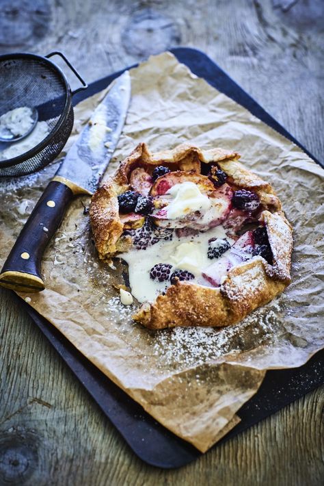 Recipe | Gorgeous blackberry & apple galette | Sage Journal Blackberry Gallette Recipe Easy, Apple Blackberry Pie, Peach Blackberry Galette, Stone Fruit Galette, Blackberry Galette, Rustic Apple Galette, Cashew Recipes, Apple Galette, Blackberry Pie