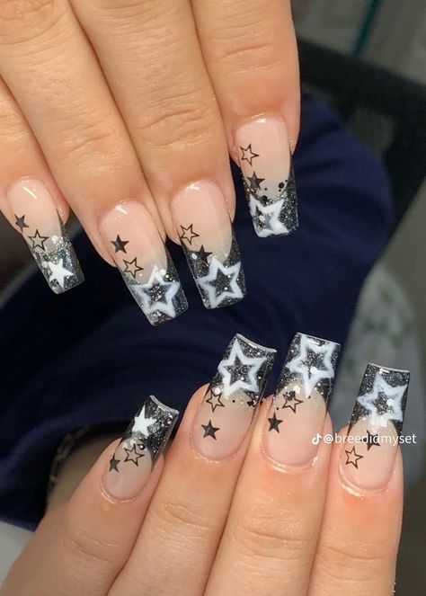 Trendy Black Nails, Short Locs, Fake Nails Designs, Butterfly Nails, Hippie Nails, Punk Nails, Grunge Nails, Girly Acrylic Nails, Dope Nail Designs