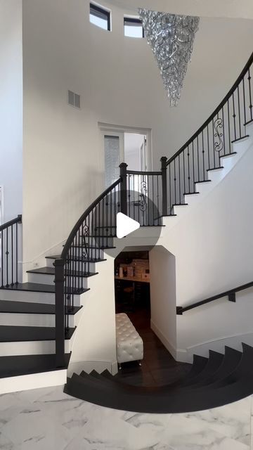 Christian Custom Walls on Instagram: "Beautiful and elegant Staircase wall makeover🖤

Great time working with @modern_culture_design  and being able to execute her creation. 

#accentwalls #fyp #staircase #staircasedesign #stairremodel #featurewall #walldecor ##wallmakeover #hgtv #houston #houstonaccentwalls #accentwallpro #staircasedecor #staircasepro" Staircase Wall Makeover, Curved Staircase Wall Decor, Stair Case Wall Designs, Stair Case Wall Design, Staircase Accent Wall, Modern Stairway, Basement Stairwell Ideas, Elegant Staircase, Stairs Landing