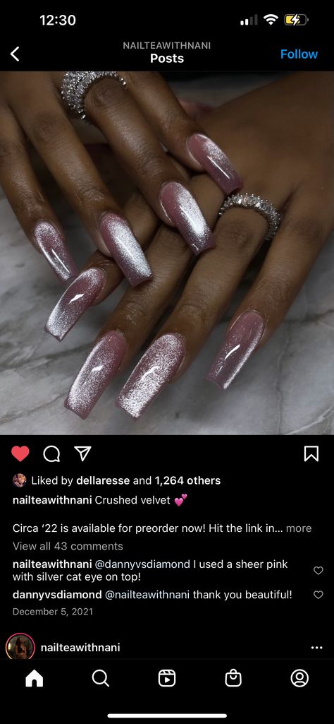 Acrylic Dip Powder Nail Ideas, Matte Cateye Nails, Velvet Dip Nails, Velvet Cat Eye Nails, Cat Eye Polish Designs, Pink Cats Eye Nails Design Ideas, Crushed Velvet Nails, Silver Aura Nails, Cat Eye Nails Gel