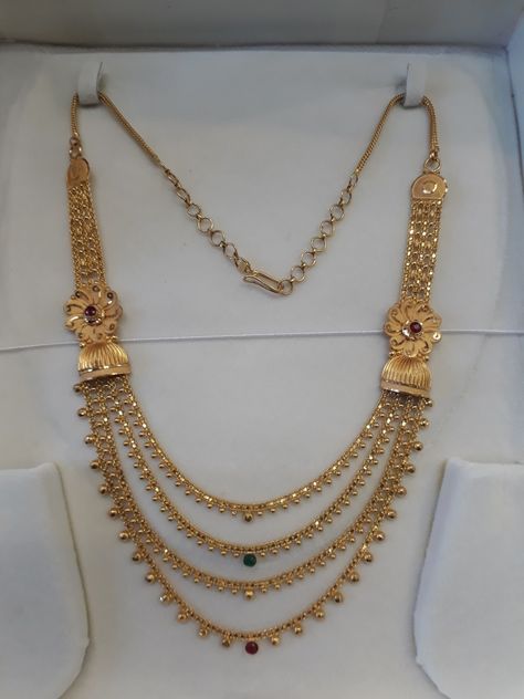 Step Necklace Gold Indian, 16grams Gold Necklace Designs, 16 Grams Gold Necklace Designs, Bridal Necklace Designs, New Gold Jewellery Designs, Gold Jewelry Simple Necklace, Antique Jewellery Designs, Beautiful Gold Necklaces, Handmade Gold Jewellery