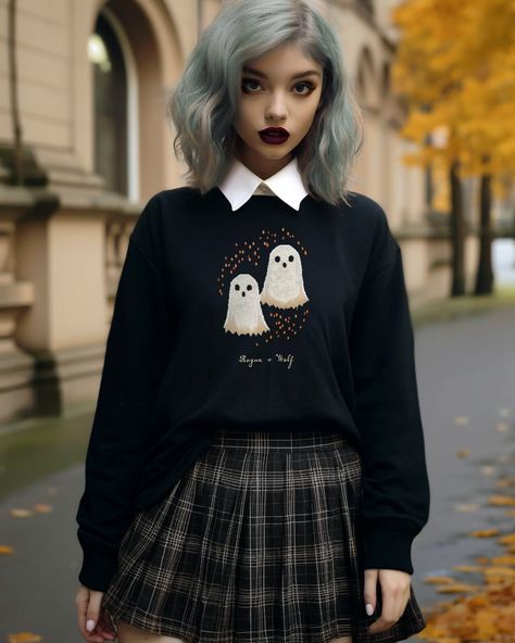 Boo Long Sleeve Tee - Dark Academia Spooky Ghosts Top, Witchy Occult U – Rogue + Wolf Easter Goth Outfit, Goth Outfit Women, Gothic Looks Outfits, Soft Gothic Outfits, Goth Academia Aesthetic, Witchy Vibes Outfit, Grown Up Goth, Gothic Academia Fashion, Alternative Office Fashion