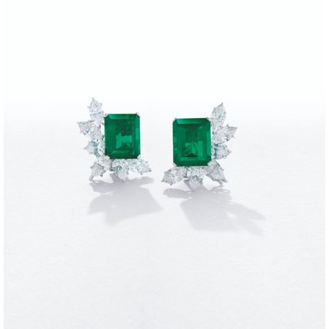 Graff Earrings, Simple Diamond Earrings, Emerald And Diamond Earrings, Earrings Studs, Emerald Earrings, Emerald Jewelry, High Jewelry, Myanmar, Stone Color