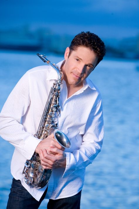 Dave Koz Dave Koz, Musician Photos, Chicago Jazz, Smooth Jazz Music, Chris Botti, Jazz Saxophone, Aryton Senna, Acid Jazz, Play That Funky Music