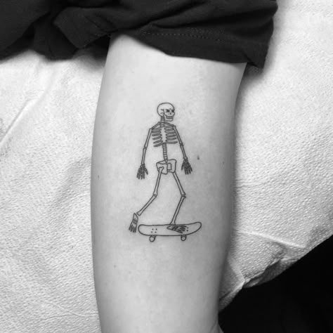 SEANFROMTEXAS Skateboarding Tattoo, Scorpio Zodiac Tattoos, Pretty Hand Tattoos, Witch Tattoo, Forearm Tattoo Design, Skeleton Tattoos, Cool Forearm Tattoos, Skeleton Hand Tattoo, Tattoo Magazines