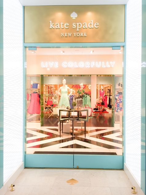 Kate Spade Store Interior, Kate Spade Decor, Kate Spade Store, Kate Spade Inspired, Shop Till You Drop, Living In New York, Live Colorfully, Love To Shop, Southern Belle