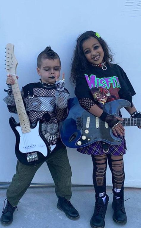 Rockstar Halloween Costume, Childhood Halloween, Morticia Addams Costume, Khloe And Tristan, Kim Kardashian And North, Dino Costume, Dream Kardashian, Teen Mom Og, Kylie Dress