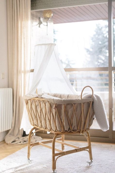 Nursery Room Inspiration, Kids Room Inspiration, Baby Cot, Baby Bassinet, Nursery Baby Room, Baby Bedroom, Nursery Inspiration, Baby Crib, Baby Furniture