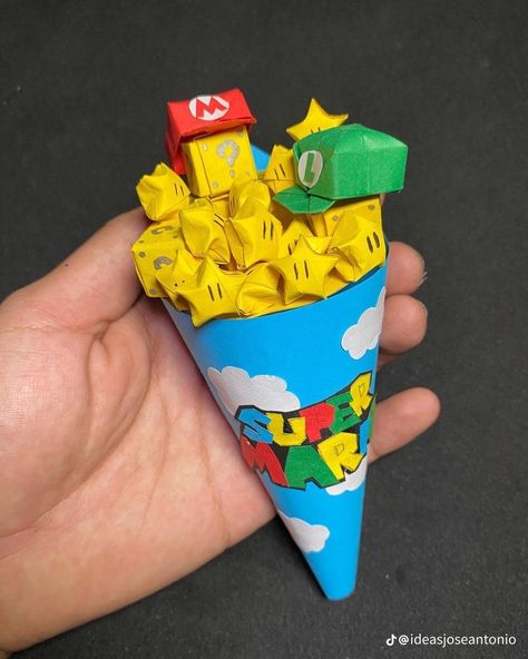 Diy Gifts For Him, Easy Diy Gifts, Diy Bouquet, Diy Birthday Gifts, Diy Birthday, Cute Crafts, Mario Bros, Love Gifts