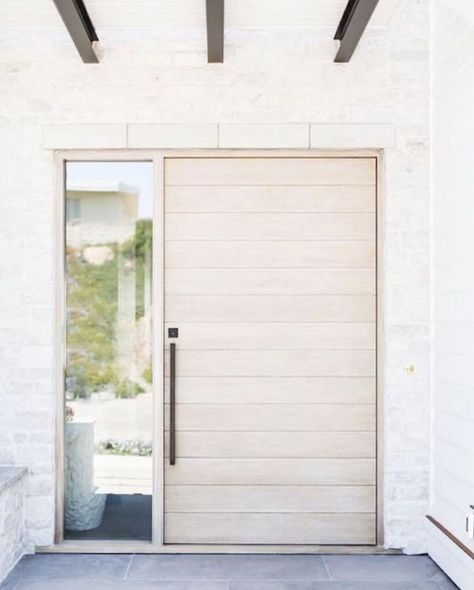 Rustic Entry Doors, Entryway Colors, Beautiful Front Doors, Wood Entry Doors, Modern Front Door, Wood Front Doors, Door Entrance, Door Inspiration, Front Door Entrance