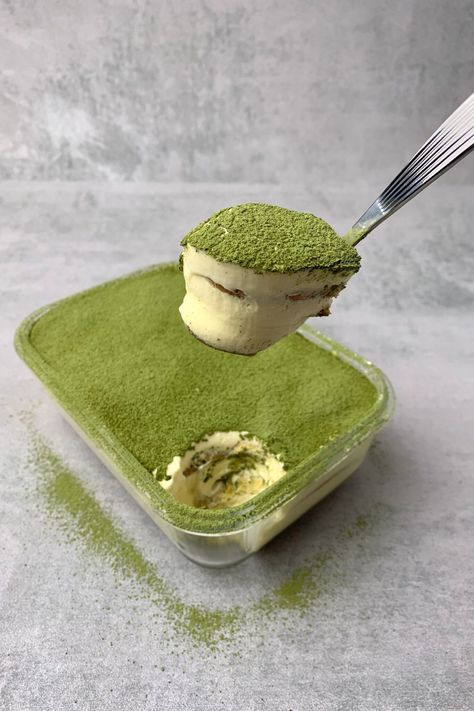 Matcha tiramisu aka machamisu recipe - Spatula Desserts Matcha Tiramisu Aesthetic, Tirimasu Aesthetic, Macha Desserts, Matcha Dessert Aesthetic, Matcha Food Recipes, Macha Dessert, Matcha Tiramisu Recipe, Matcha Recipe Baking, Matcha Food