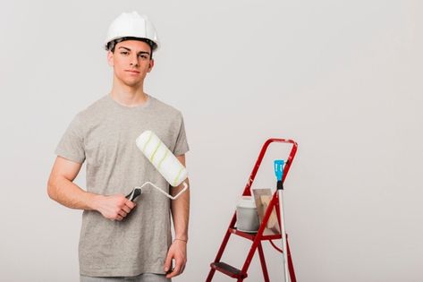 Premium Photo | Male painter paints a wall and shows thumb up. Painter Portrait, Angry Expression, Home Wall Painting, Sky Home, Thumb Up, Handyman Services, Male Hands, Paint Roller, House Wall