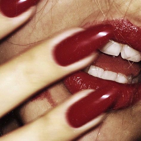 I See Red, Cherry Wine, Cherry Cola, Cindy Kimberly, Dark Feminine Aesthetic, Mia 3, Foto Ideas Instagram, Camp Half Blood, Feminine Aesthetic