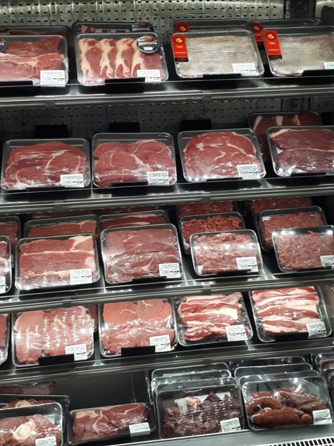 Meat Section Supermarket, Aesthetic Supermarket, Organic Grocery Store, Packaging Snack, Mini Mart, Meat Delivery, Dr Food, Meat Shop, Meat Markets