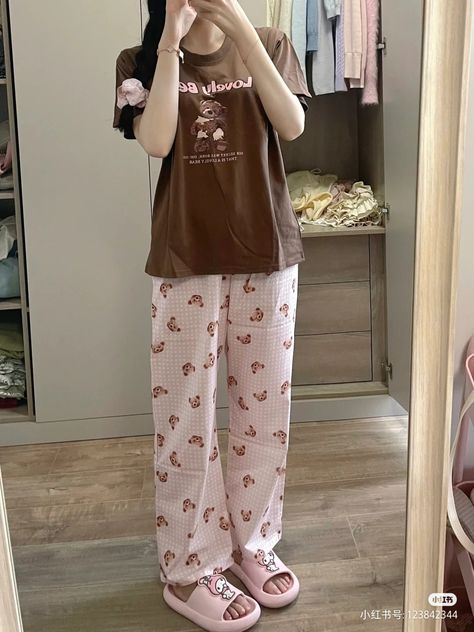 T Shirt Pajamas Aesthetic, Cute Homewear Outfit, Cute Pjs Korean, Pjs Korean, Korean Pajamas Aesthetic, Cute Korean Pajamas, Korean Home Outfit, Piyama Aesthetic, Korean Pjs