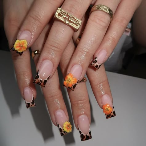 Junk Nails, Leopard Flower, Girly Acrylic Nails, Basic Nails, Dope Nail Designs, Short Square Acrylic Nails, Acrylic Nails Coffin Pink, Acrylic Nails Coffin Short, Short Acrylic Nails Designs