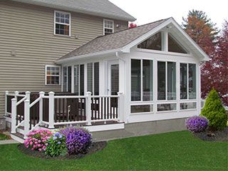 Sunrooms and Additions: Enhance the Space, Value, and Beauty of Your Home - Remodeling Contractors Sunroom Kits, Sunroom Windows, Porch Kits, Screened Porch Designs, 4 Season Room, Four Seasons Room, Balkon Decor, Sunroom Addition, Porch Addition