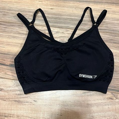 Gymshark Sports Bra Sports Bra Sizing, Sports Bra, Bra, Sports, Outfit Inspo, Plus Fashion, Closet, Fashion Tips, Fashion Trends