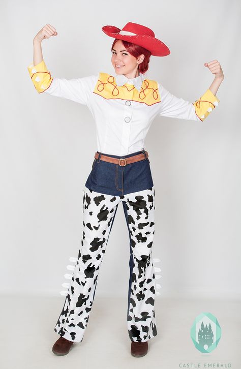 Jessie cosplay adult costume , Toy Story, Woody, Buzz Lightyear, cowgirl, fancy dress, true Texan, Pixar #cosplay #costume #pixar #jessie #toystory Jesse Toy Story Costume, Jessie Cosplay, Jesse Toy Story, Disfraz Toy Story, Toy Story Costume, Woody Costume, Toy Story Halloween, Teacher Costumes, Toy Story Costumes