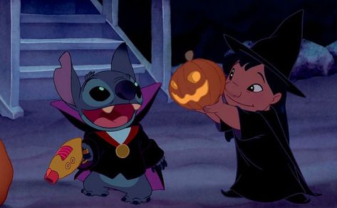 Halloween Profile Pics, Halloween Desktop Wallpaper, Helloween Wallpaper, Halloween Episodes, Image Halloween, Halloween Wallpaper Backgrounds, Halloween Wallpaper Cute, Lilo Et Stitch, Halloween Wallpaper Iphone