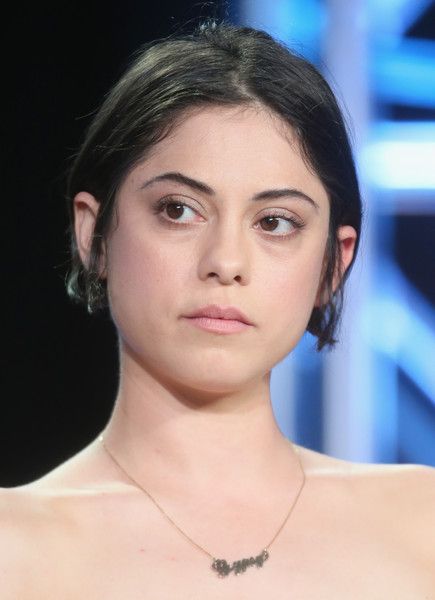 Rosa Salazar Keean Johnson, Rosa Salazar, Female Celebrity Crush, Serious Face, Ex Bf, Battle Angel Alita, Bird Box, The Scorch Trials, Maze Runner Series