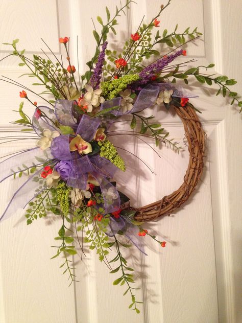 Spring Wreath Indoor Wreaths, Bunny Wreath Diy, Outdoor Yard Art, Recycled Christmas Tree, Easter Flower Arrangements, Spring Floral Wreath, Indoor Wreath, Artificial Christmas Wreaths, Door Wreaths Diy