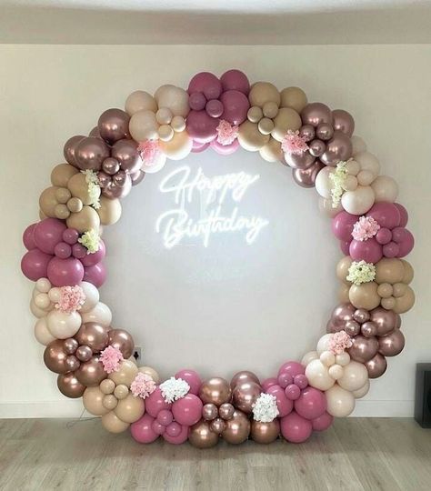 Simple Ballons Decoration At Home, Baby Birthday Party Games, Birthday Decoration Ideas At Home Simple, Baby Birthday Theme, Baby Birthday Party Ideas, Butterfly Birthday Party Decorations, Deco Ballon, Baby Birthday Decorations, Baby Birthday Themes