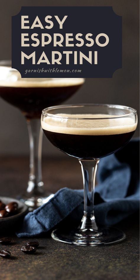 Best Espresso Martini Recipe, Easy Espresso Martini, Creamy Espresso Martini, Coffee Martini Recipe, Best Espresso Martini, Easy Espresso, Vodka Martinis, Espresso Vodka, Vodka Cocktails Easy