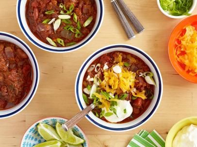 Pat's Famous Beef and Pork Chili Recipe : Patrick and Gina Neely : Food Network Beef And Pork Chili Recipe, Super Bowl Dinner, Pork Chili Recipe, Pork Chili, Beef And Pork, Savory Dinner, Pot Dinners, Smoked Bacon, Chili Recipe