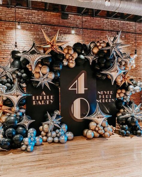 Balloon Therapy on Instagram: "a little party never hurt nobody 🥂🖤✨ #balloontherapy A truly unforgettable 40th Gatsby-themed party with @modernpartycompany! Special thanks to: @shagcarpetprops @allure_and_alchemy @occasionalpapercuts @fem_pyre @glopartyandco @dizzywithexcitement • • • • • #balloondecor #partystyling #balloongarland #balloonarch #dfwevents #dallasevents #dfwballoons #qualatex #dallaseventplanner #balloonstylist #gatsby #thegreatgatsby #gatsbyparty #gatsbypartytheme #gatsbystyle #greatgatsby #prohibitionparty #blackandgold #speakeasyparty #blackandgoldballoons #speakeasy #40thbirthday #40andfabulous #turning40 #artdecotheme #roaring20s #greatgatsbyinspired #roaringtwenties" Great Gatsby Party Balloons, Great Gatsby 40th Birthday Party Ideas, Roaring 40s Birthday Party, Speakeasy Party Theme, Black And Gold Disco Party, 40th Birthday Prom Theme, Gatsby 40th Birthday Party, 40s Theme Party, Balloon Therapy