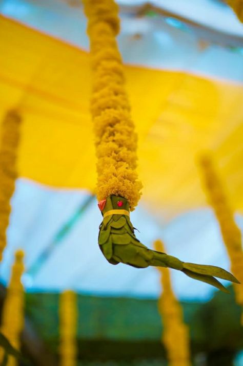 Parrot Decoration Wedding, Parrot Decoration, Leaf Decor Wedding, Engagement Decor, Telugu Wedding, Marriage Decoration, Tamil Wedding, Pooja Room Design, Telugu Brides