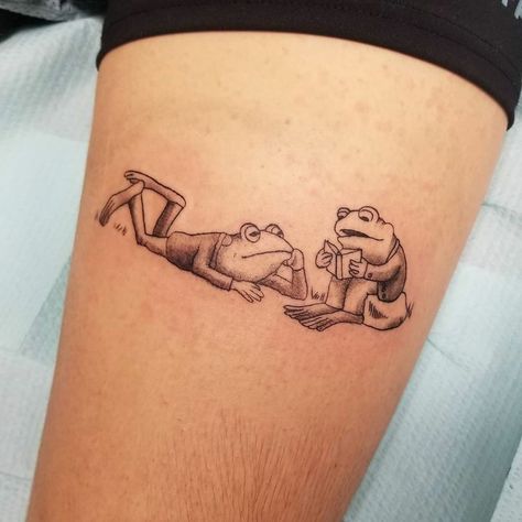 Frog And Toad Tattoo Simple, Frog And Toad Matching Tattoo, Frog And Toad Tattoo, Toad Tattoo, Again Tattoo, Ephemeral Tattoo, Aa Tattoos, Matching Bff Tattoos, Converse Embroidery