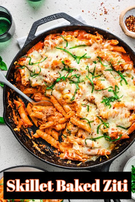 One-Skillet Baked Ziti - I Heart Eating Cheap Family Meals, Baked Penne, Fast Dinner Recipes, Easy Pasta Dinner, Baked Ziti, Spaghetti Pasta, Fast Dinners, Skillet Meals, Easy Weeknight Dinners